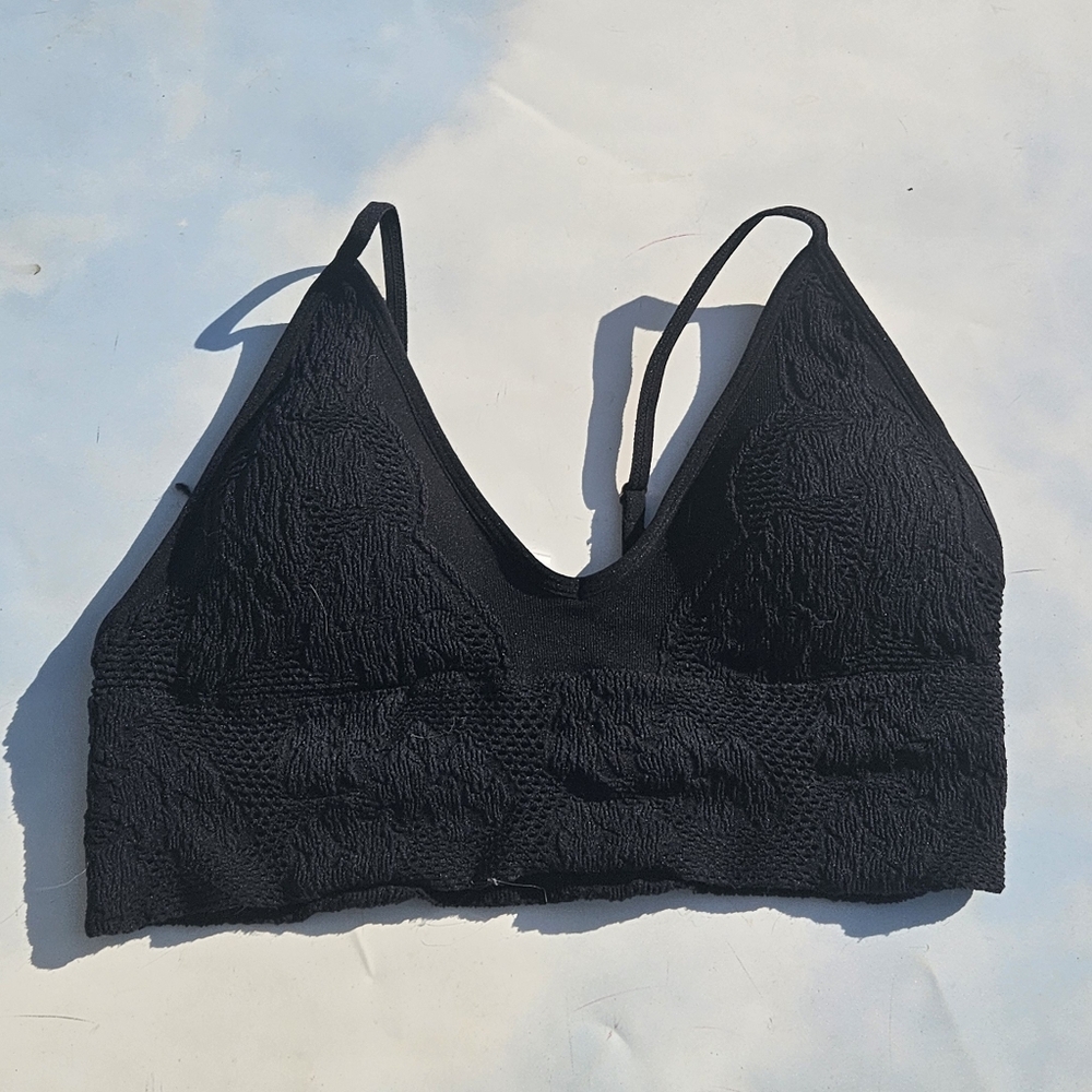 Beach Top Black Elastic Stylish Sport Bra Cute Floral Bralette Flirty Top